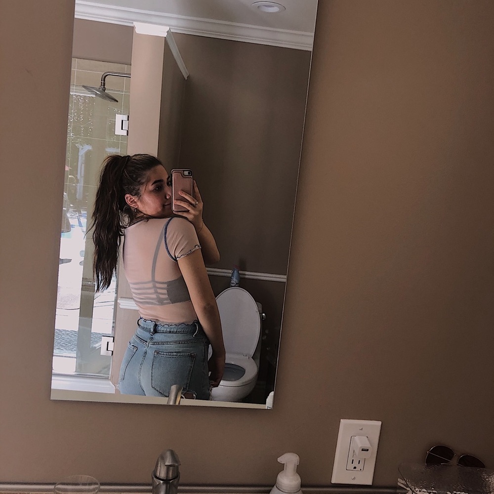See through top - Picture 2 of 4